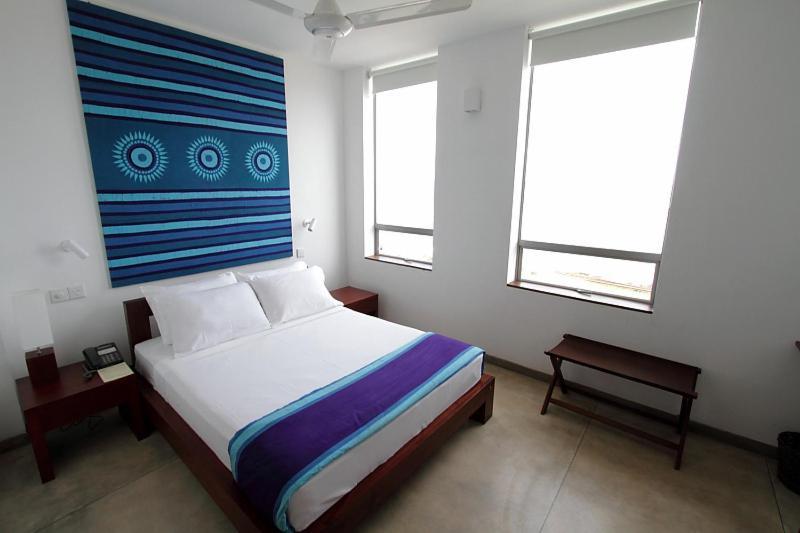 The Ocean Front By The Serendipity Collection Colombo Buitenkant foto