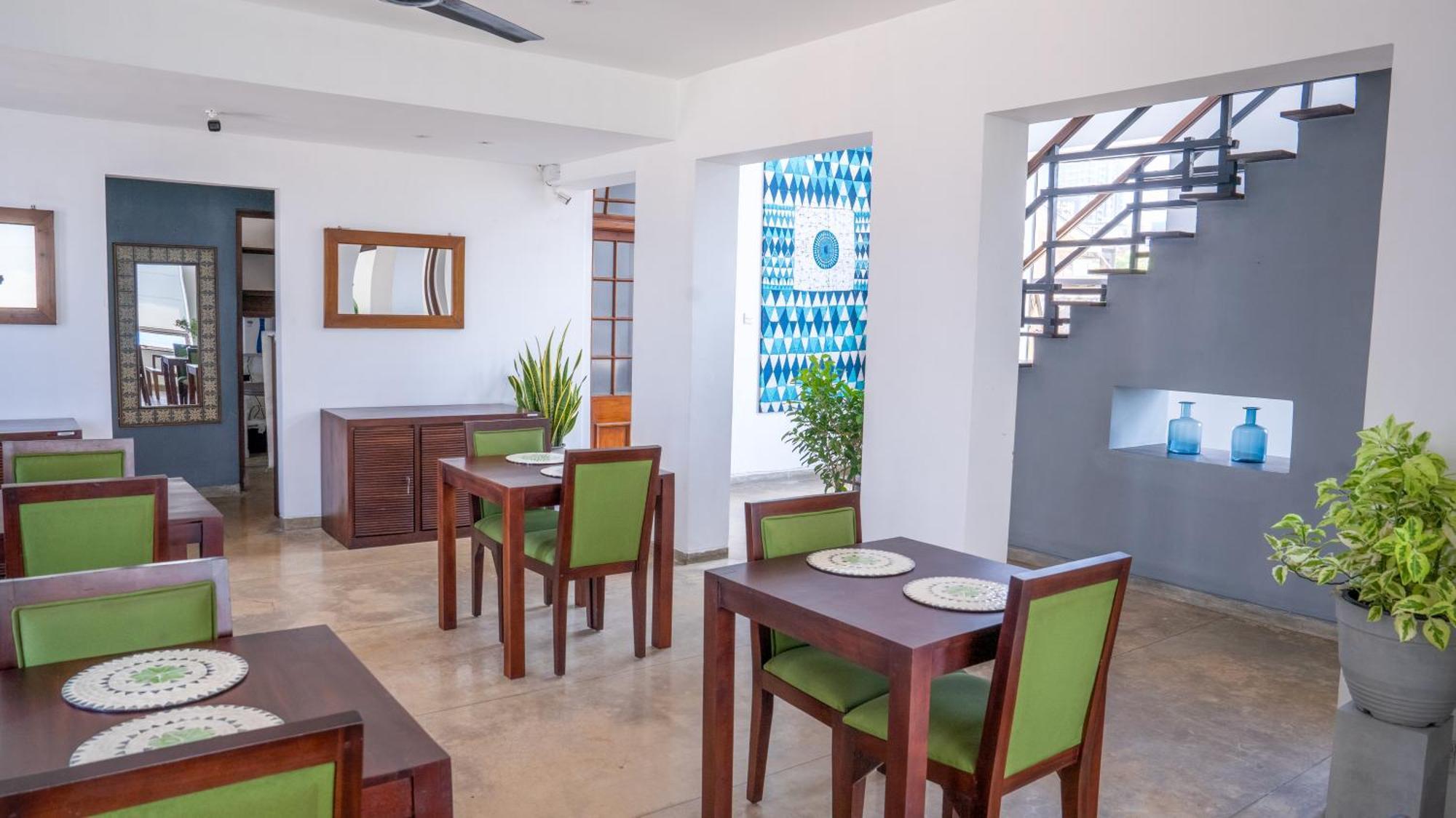 The Ocean Front By The Serendipity Collection Colombo Buitenkant foto