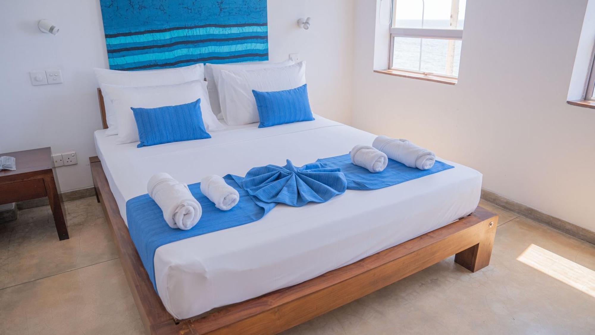 The Ocean Front By The Serendipity Collection Colombo Buitenkant foto