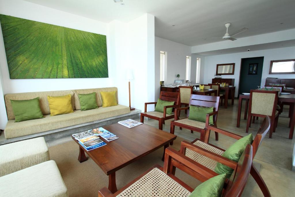 The Ocean Front By The Serendipity Collection Colombo Buitenkant foto