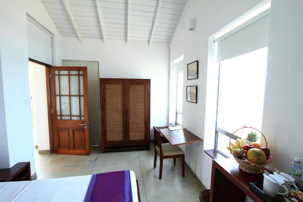 The Ocean Front By The Serendipity Collection Colombo Buitenkant foto